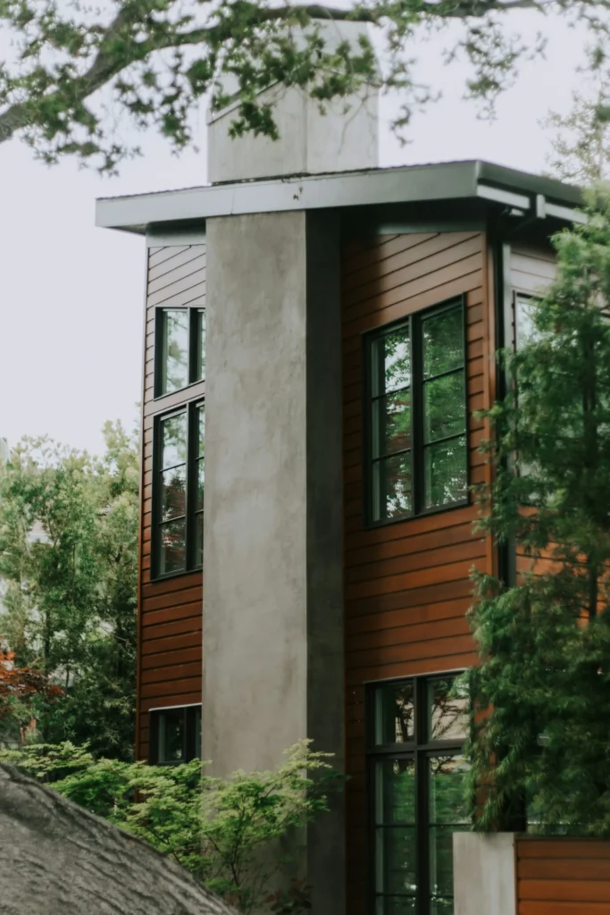 Maison contemporaine mixte béton, acier et bois