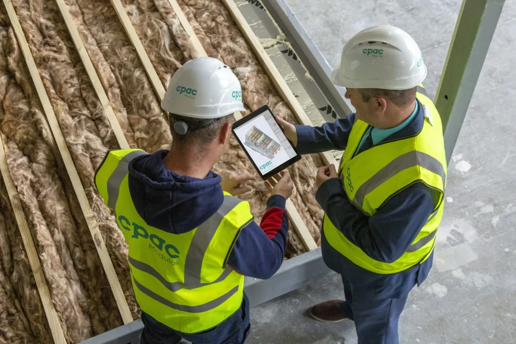 Suivi de chantier BIM : la maquette numérique consultée sur tablette par les équipes